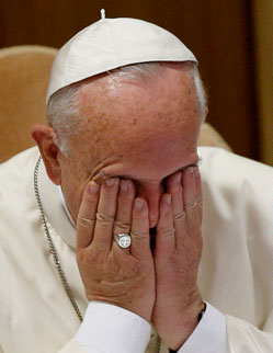 popefrancis-double-facepalm.png